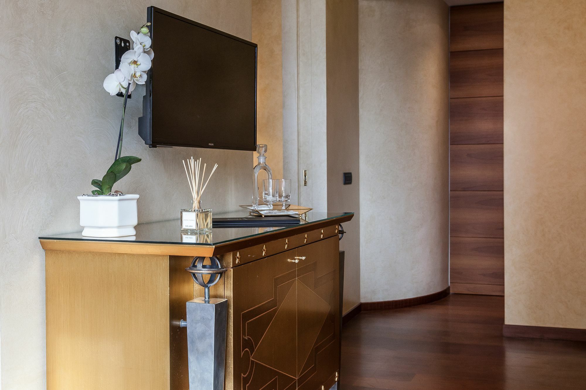 Prestigious Apartment Piazza Navona Rome Bagian luar foto